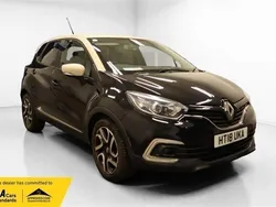 Black Used 2018 Renault Captur Iconic SUV | £7,750 (Fair price)