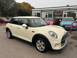 White Used 2019 Mini Cooper Classic Hatchback | £10,495 (Good price)