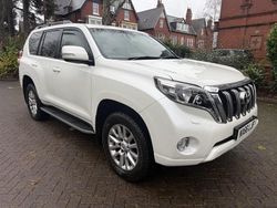 White Used 2016 Toyota Land Cruiser SUV | £30,995 (Good price)