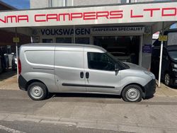 Silver Used 2017 Vauxhall Combo S MPV | £4,000 (Good price)
