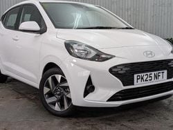 New 2025 Hyundai i10 Advanced Hatchback | £15,192 (Fair price)