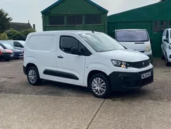 White Used 2020 Peugeot Partner MPV | £8,495 (Fair price)