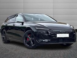 Mythos black Used 2025 Audi A6 e-tron Performance Estate | £53,522 (Expensive)