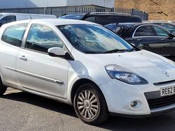 White Used 2012 Renault Clio IV Expression+ Hatchback | £1,999 (Fair price)
