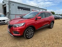 Red Used 2019 Renault Kadjar Version S SUV | £10,990 (Fair price)