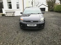 Grey Used 2009 Ford Fusion Zetec Hatchback | £2,795 (Fair price)