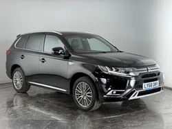 Black Used 2019 Mitsubishi Outlander P-HEV Estate | £14,000 (Fair price)