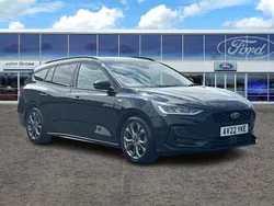 Black Used 2022 Ford Focus ST-Line Estate | £11,995 (Fair price)