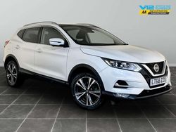 White Used 2018 Nissan Qashqai N-Connecta SUV | £8,995 (Good price)