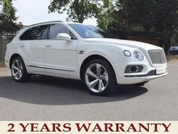 White Used 2017 Bentley Bentayga SUV | £58,950 (Fair price)