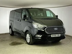 Black Used 2019 Ford Tourneo Custom Zetec Sedan | £19,995 (Good price)