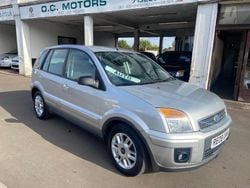Silver Used 2008 Ford Fusion Zetec Hatchback | £3,495 (Fair price)