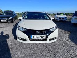 White Used 2014 Honda Civic SR Estate | £7,590 (Fair price)