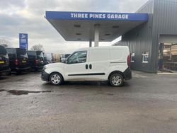 White Used 2015 Fiat Doblò MPV | £2,995