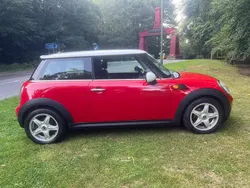 Red Used 2009 Mini Cooper D Hatch Hatchback | £3,499 (Expensive)