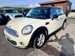 White Used 2012 Mini Cooper Hatch Hatchback | £4,195 (Fair price)