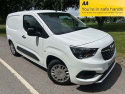 White Used 2019 Vauxhall Combo Sportive MPV | £8,394 (A bit pricey)