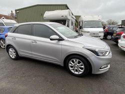 Grey Used 2017 Hyundai i20 SE Hatchback | £7,495 (Good price)