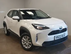 White Used 2022 Toyota Yaris Hybrid Estate | £19,298 (Good price)