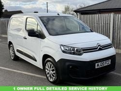 White Used 2020 Citroën Berlingo MPV | £6,000 (Good price)
