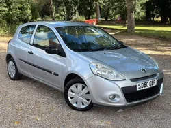 Silver Used 2010 Renault Clio II Extreme Hatchback | £1,995 (Fair price)