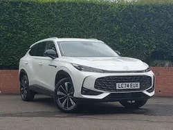 White Used 2024 MG HS Trophy SUV | £22,698