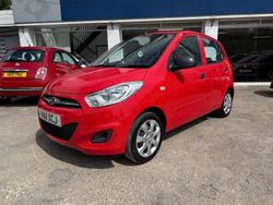 Red Used 2011 Hyundai i10 Classic Hatchback | £2,990 (Fair price)