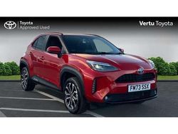 Red Used 2023 Toyota Yaris Hybrid Design SUV | £21,846 (Fair price)