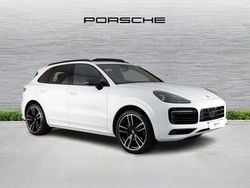 White Used 2023 Porsche Cayenne Platinum Edition SUV | £64,400 (Fair price)