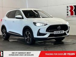 White Used 2024 MG HS Trophy SUV | £19,495 (Fair price)