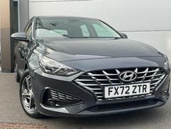 Dark knight Used 2022 Hyundai i30 SE Hatchback | £10,990 (Fair price)