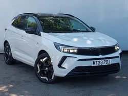 White Used 2023 Vauxhall Grandland X GSe SUV | £20,998 (A bit pricey)