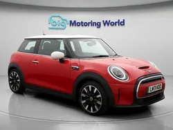 Used 2022 Mini Cooper SE Hatch Hatchback | £16,400 (A bit pricey)
