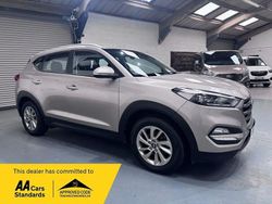 Beige Used 2016 Hyundai Tucson SE SUV | £7,795 (Fair price)
