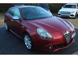 Alfa metallic red Used 2011 Alfa Romeo Giulietta Veloce Hatchback | £3,450 (Fair price)