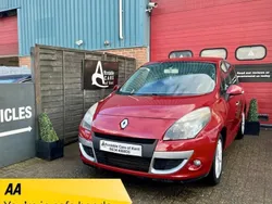 Red metallic Used 2012 Renault Scénic III MPV | £2,995 (Good price)