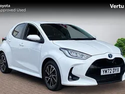 White Used 2023 Toyota Yaris Hybrid Design Hatchback | £17,530 (Good price)
