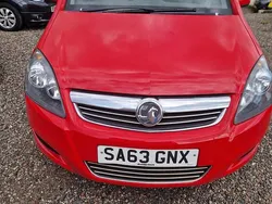 Red Used 2013 Vauxhall Zafira MPV | £1,895 (Super price)