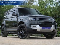 Black Used 2021 Land Rover Defender SE SUV | £37,989 (Super price)