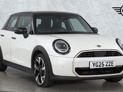 White Used 2025 Mini Cooper Hatch Hatchback | £28,500