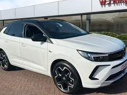 White Used 2024 Vauxhall Grandland X Ultimate SUV | £21,195 (Fair price)