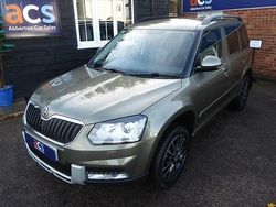 Green Used 2014 Skoda Yeti Elegance SUV | £10,695 (Fair price)