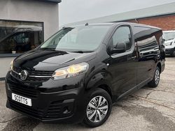 Black Used 2023 Vauxhall Vivaro Van | £15,250 (Good price)