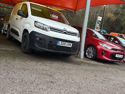 White Used 2020 Citroën Berlingo | £9,495 (Good price)