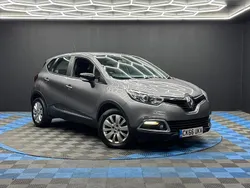 Grey Used 2017 Renault Captur Expression+ SUV | £5,990 (Good price)