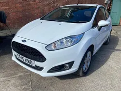White Used 2015 Ford Fiesta Zetec Hatchback | £3,480 (Good price)