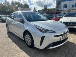 White Used 2025 Toyota Prius Business Edition Hatchback | £10,990