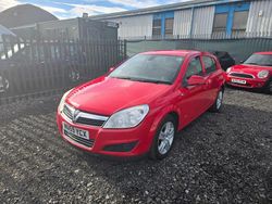 Red Used 2009 Vauxhall Astra Active Hatchback | £1,195 (Super price)