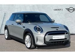 Moonwalk grey Used 2022 Mini Cooper S Level 2 Hatchback | £15,475 (Fair price)
