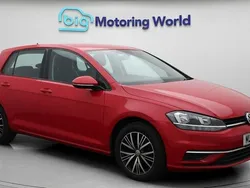 Used 2018 VW Golf VII SE Hatchback | £10,200 (Fair price)